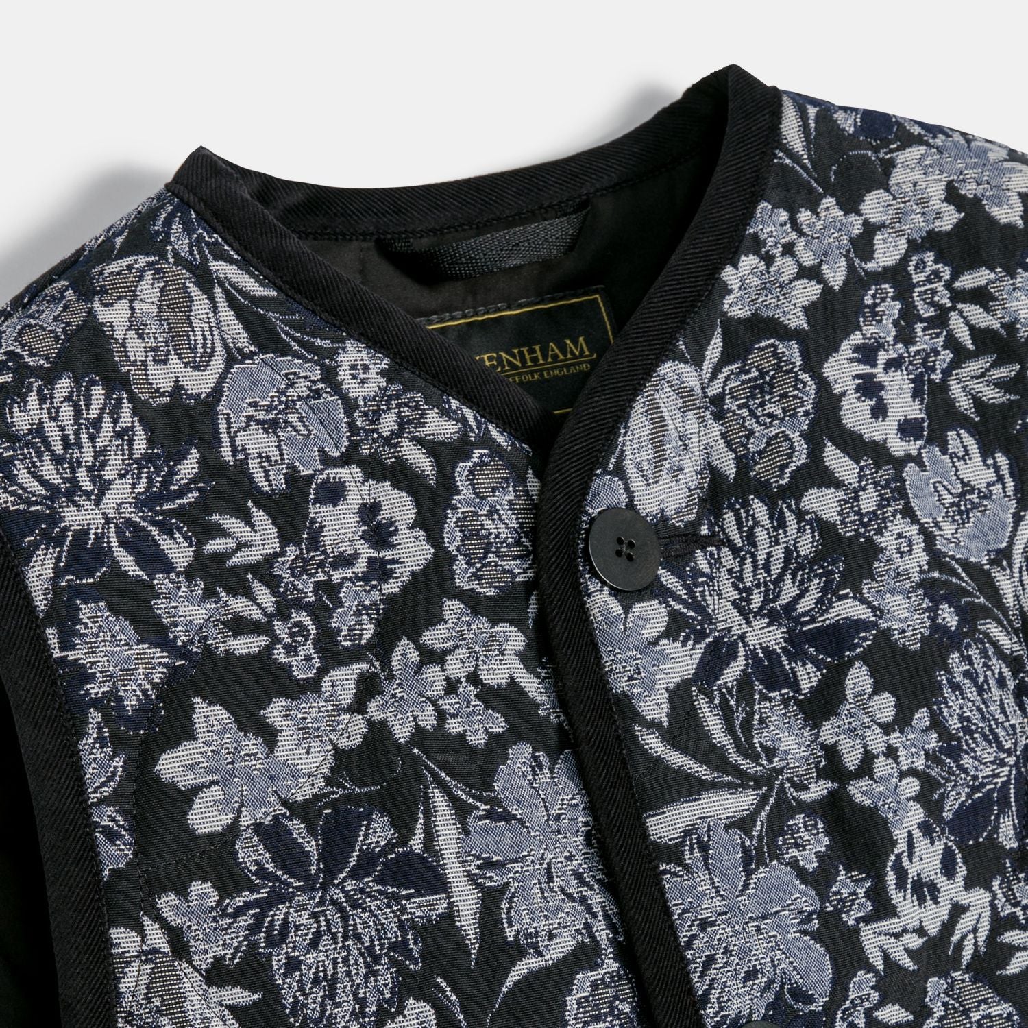 Black Edition Jacquard Cropped Thornham - Image 8