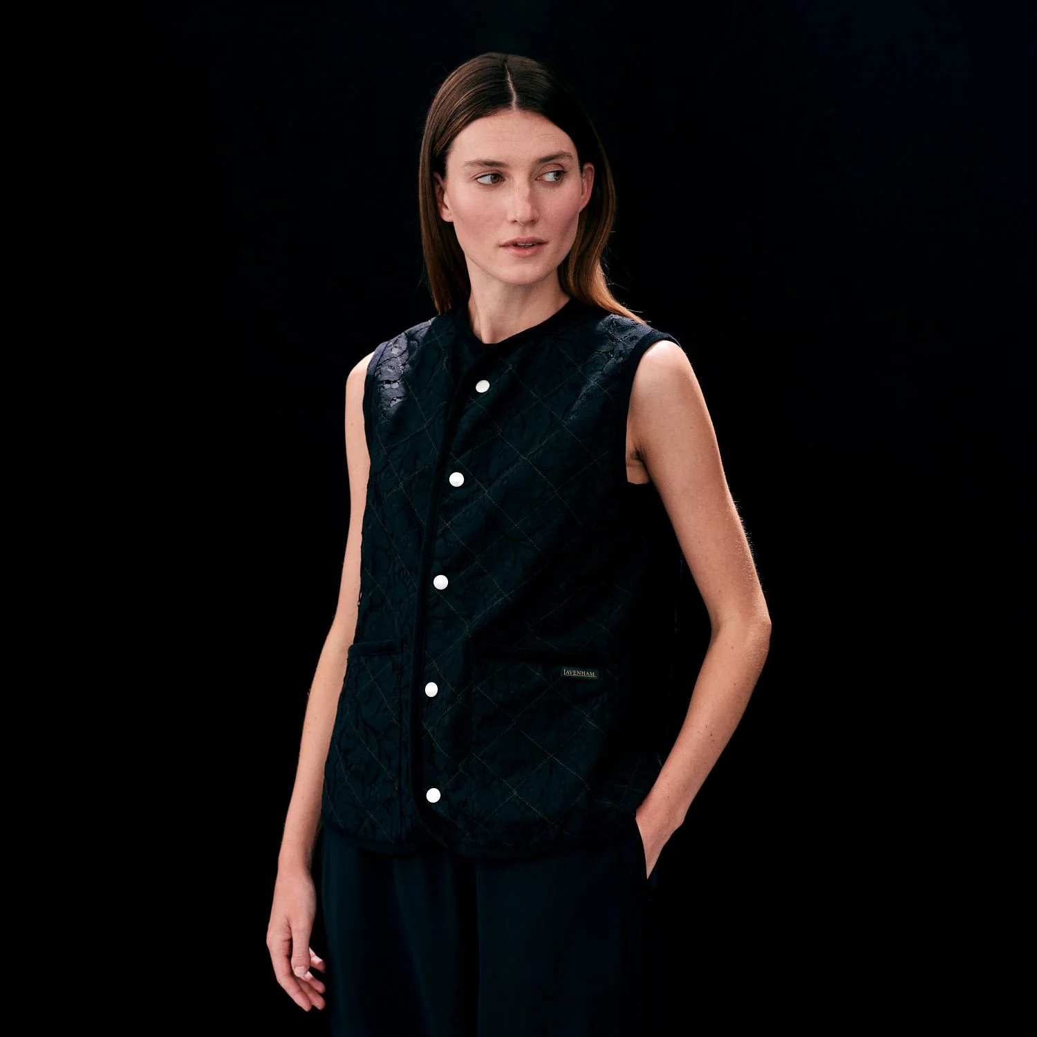 Black Edition Lace Cocoon Thornham - Image 3