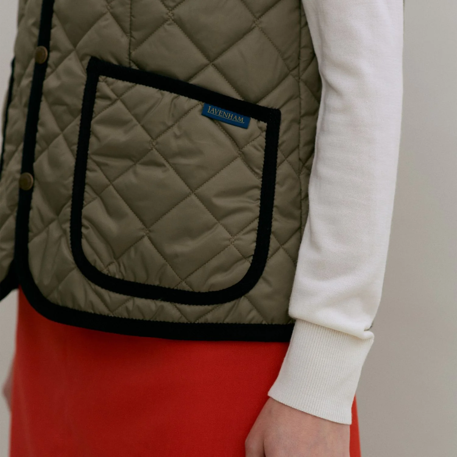 Contrast Cornard Gilet - Image 3