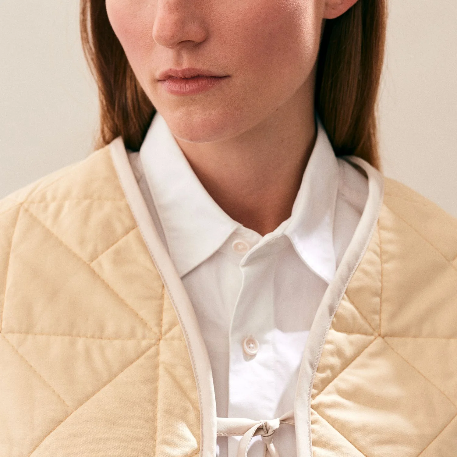 Front Bow Gilet - Image 5
